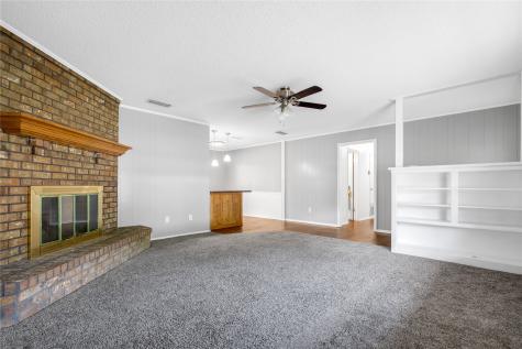 1609 Robin Street Mineola TX 75773