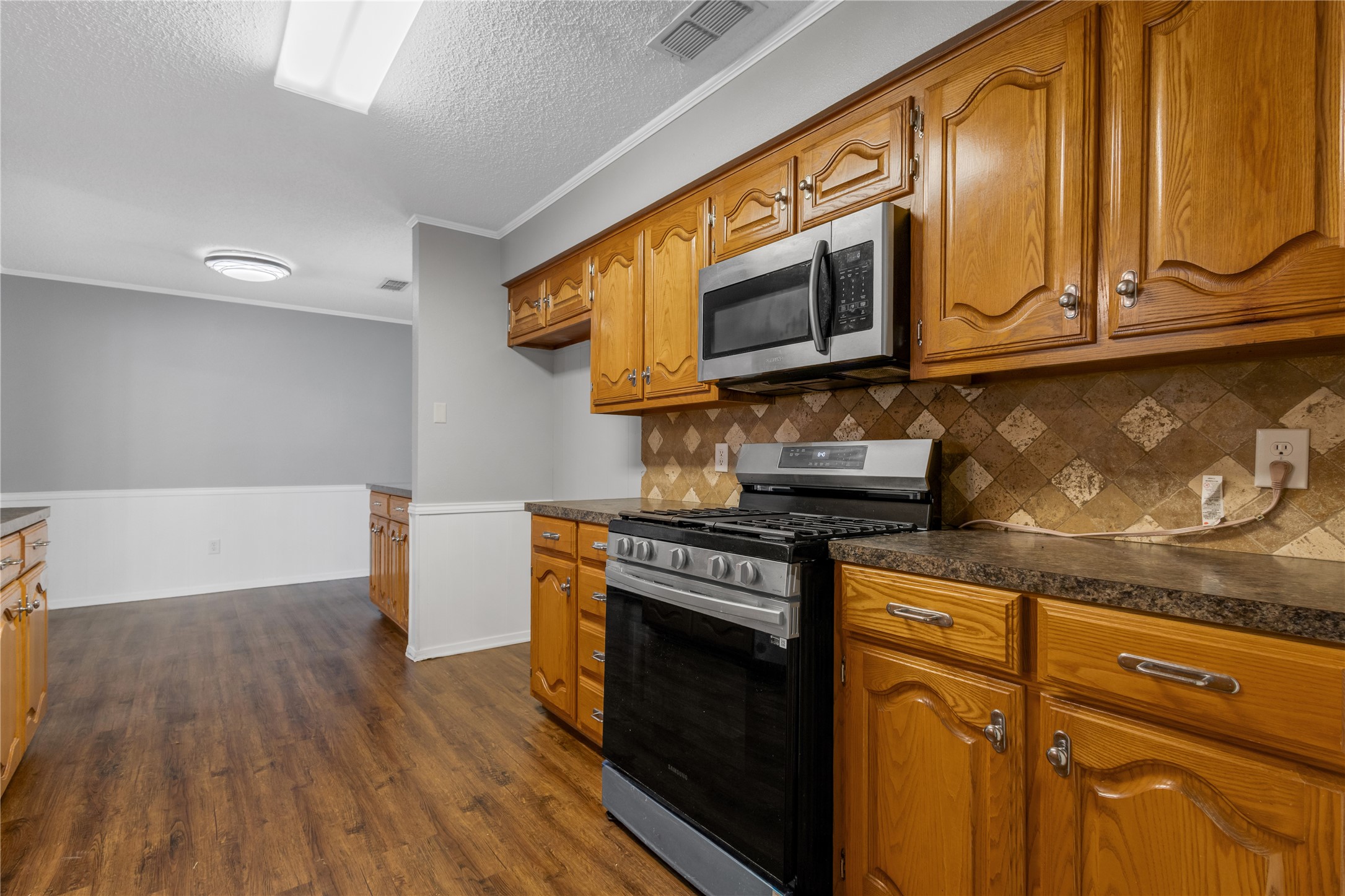 1609 Robin Street Mineola TX 75773