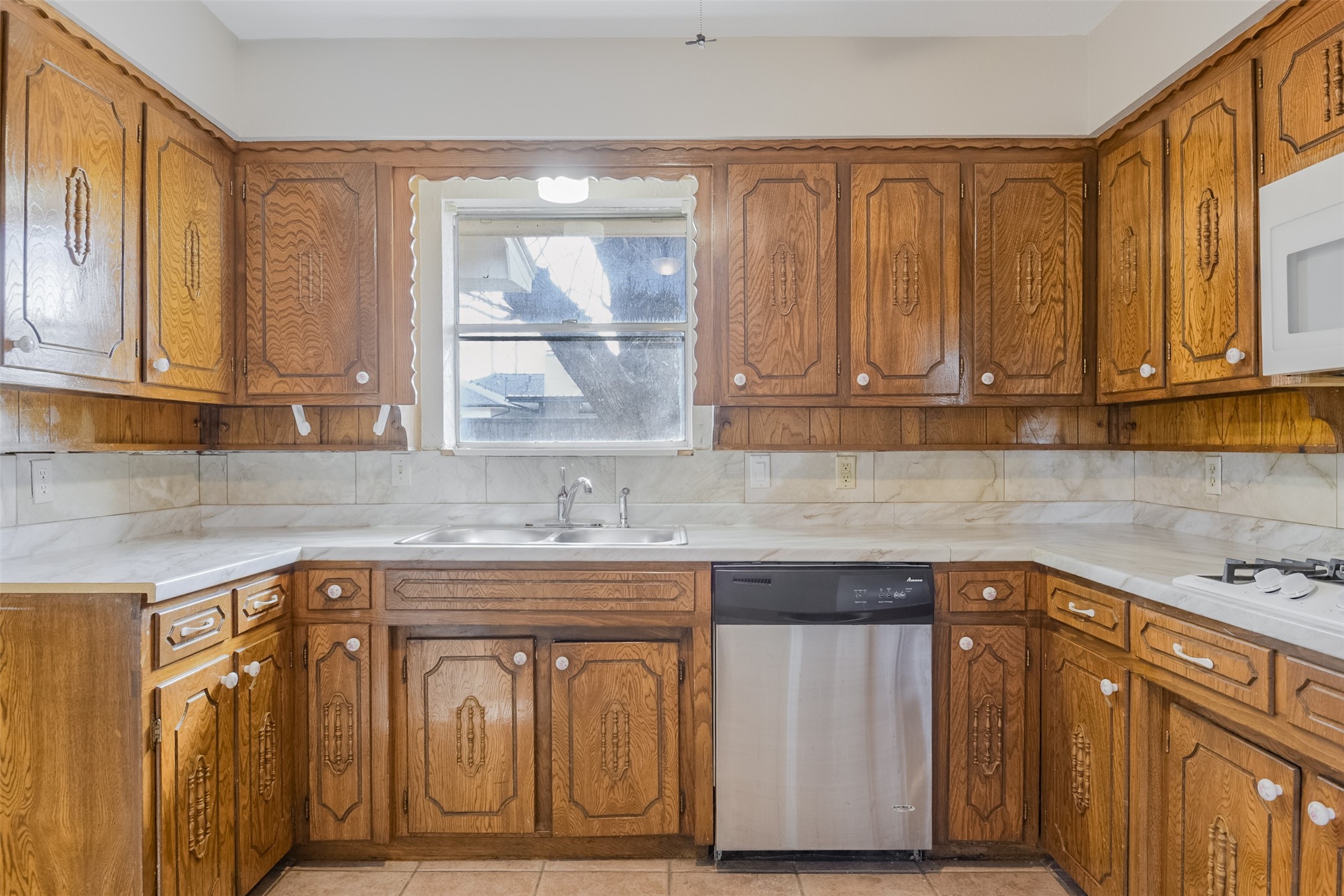105 Stiles Drive Midlothian TX 76065