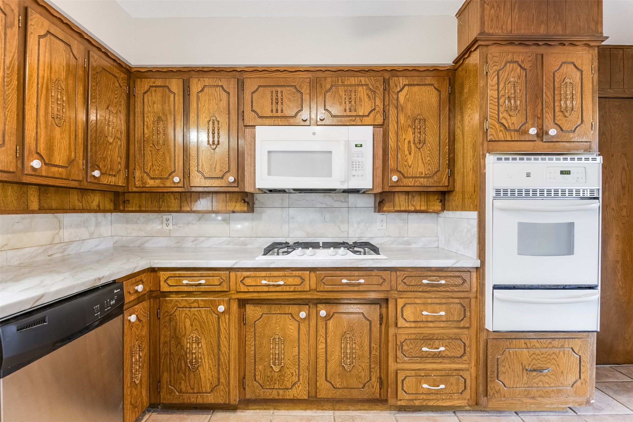105 Stiles Drive Midlothian TX 76065