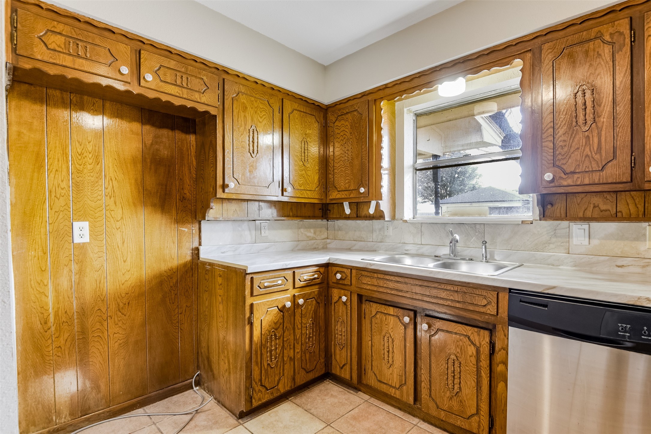 105 Stiles Drive Midlothian TX 76065