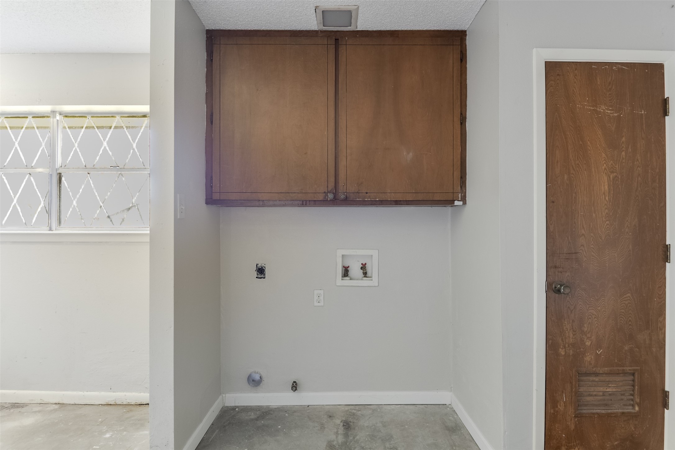 105 Stiles Drive Midlothian TX 76065
