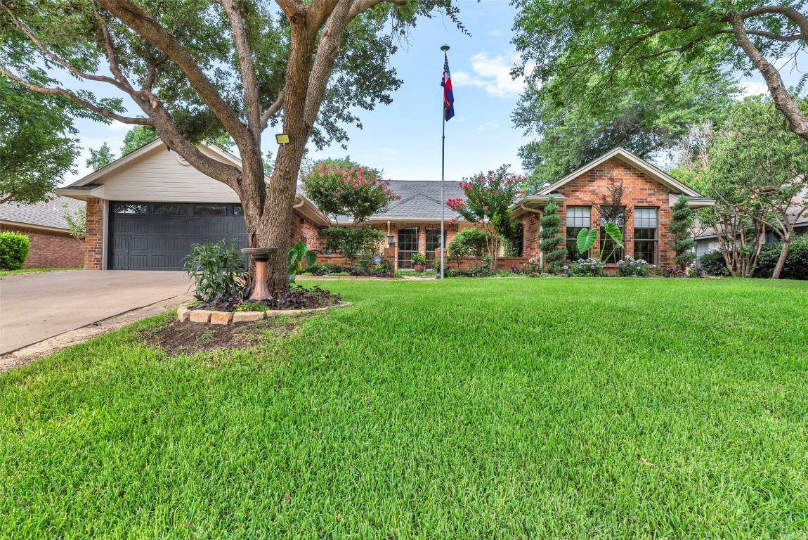 4921 Wolf Creek Trail Flower Mound TX 75028