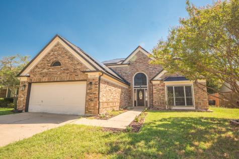 4454 Cabot Drive Grand Prairie TX 75052
