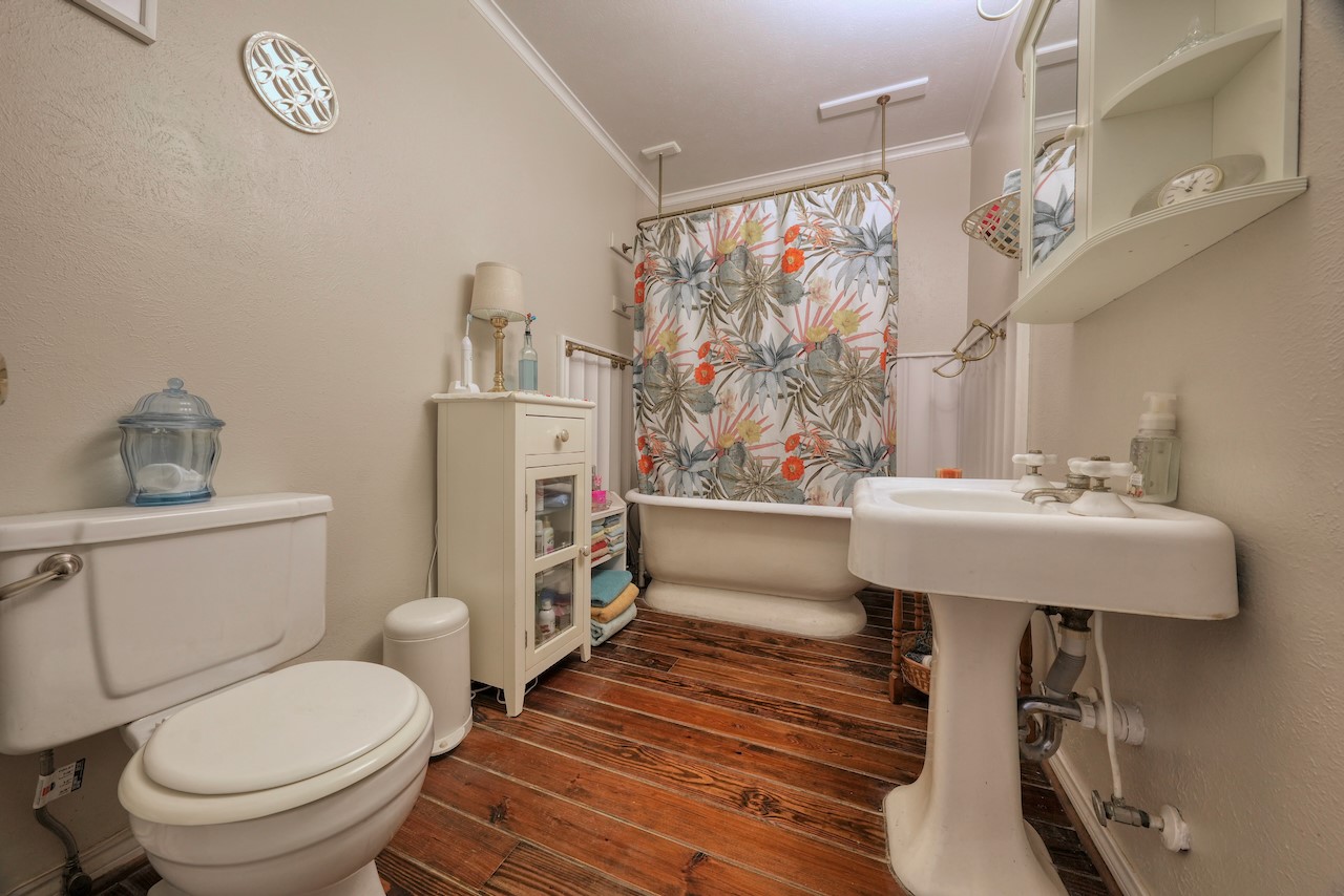 9875 Old Bridge Road Terrell TX 75160