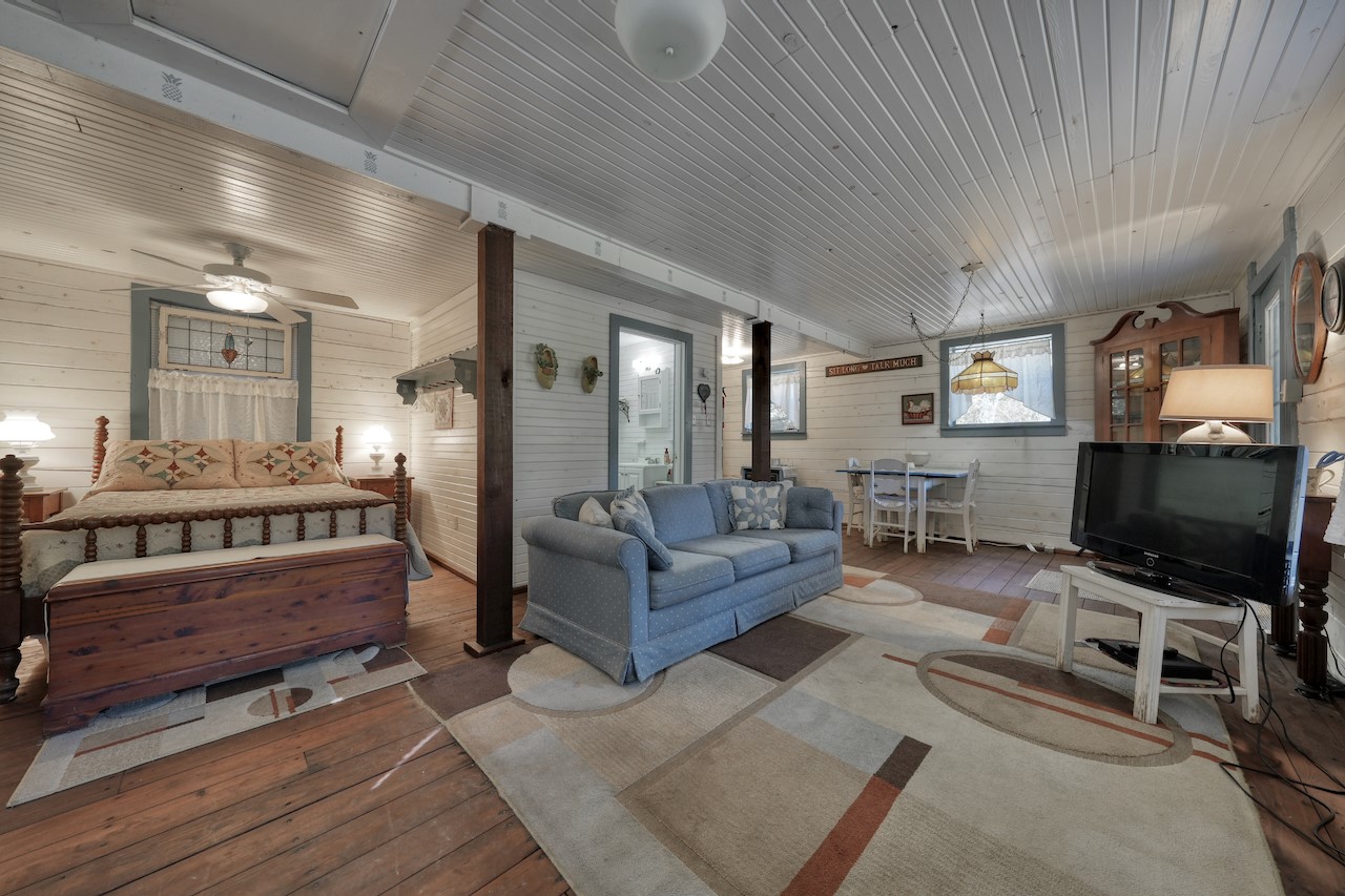 9875 Old Bridge Road Terrell TX 75160