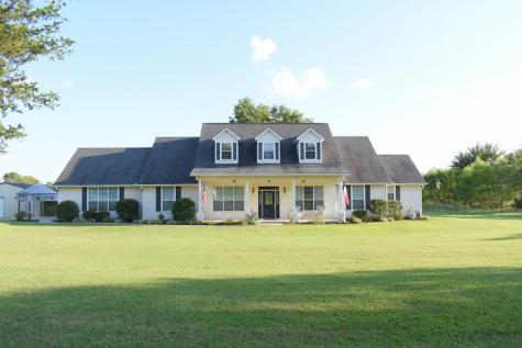 284 County Road 4700 Trenton TX 75490