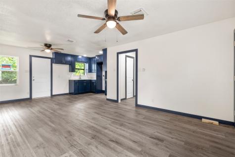 8033 Komalty Drive Dallas TX 75217