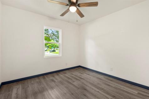8033 Komalty Drive Dallas TX 75217