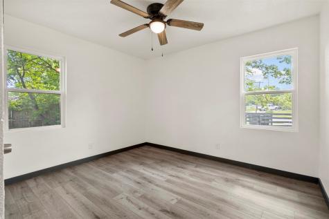 8033 Komalty Drive Dallas TX 75217