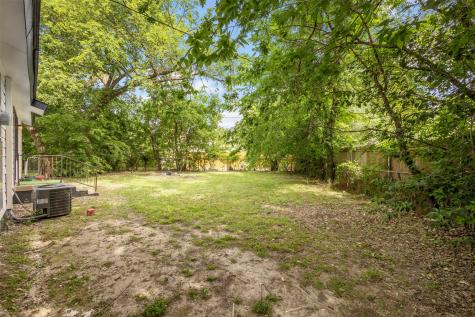8033 Komalty Drive Dallas TX 75217