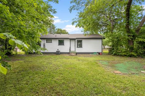 8033 Komalty Drive Dallas TX 75217