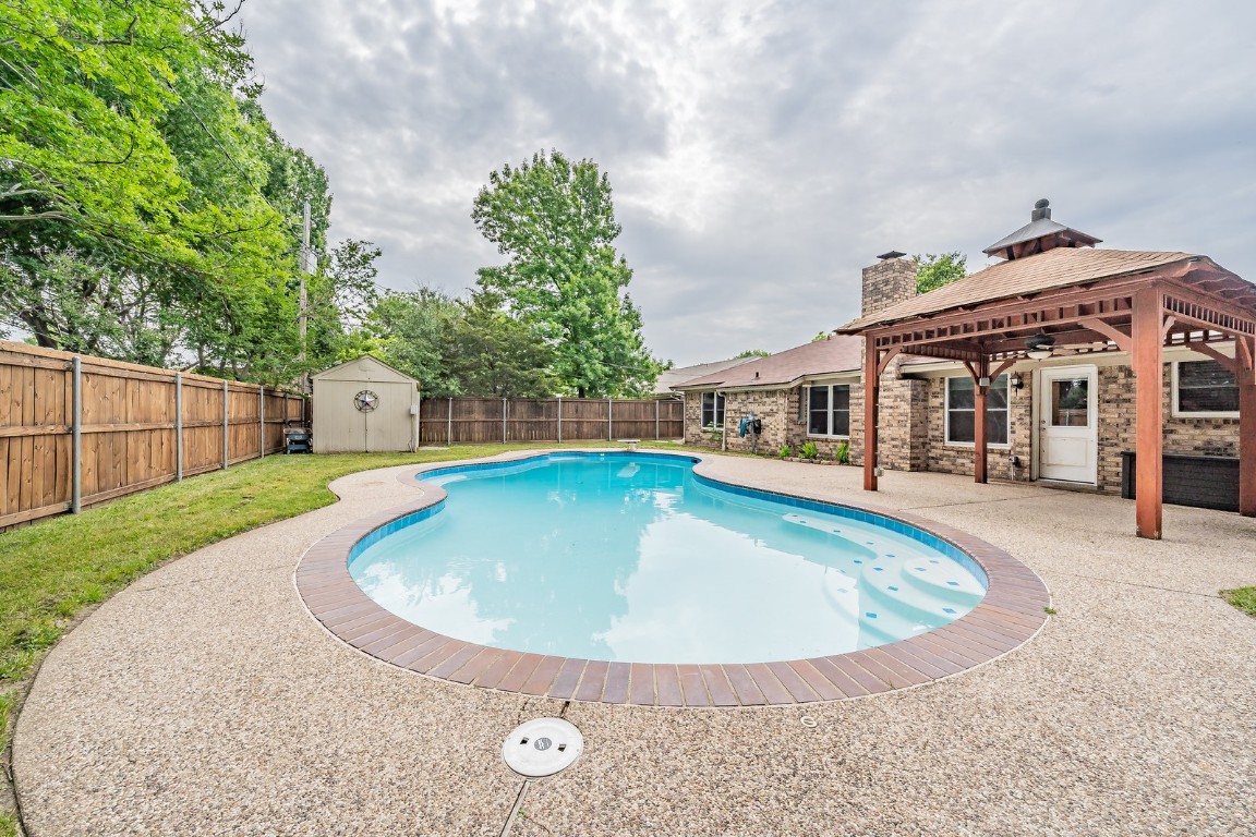 8217 Irish Drive North Richland Hills TX 76180