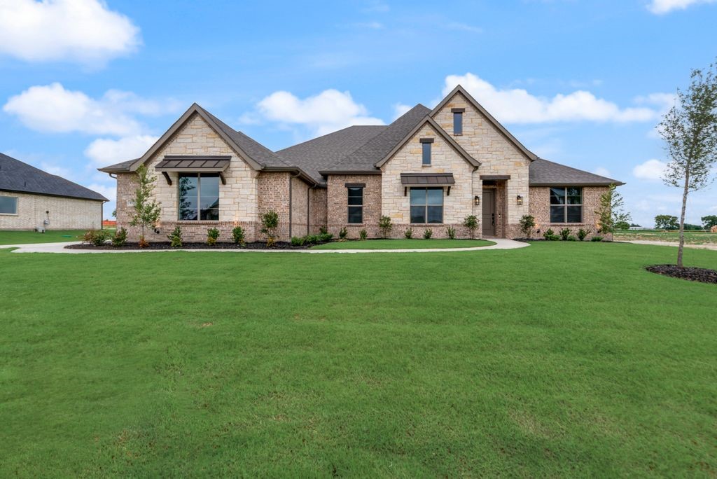 9321 Wood Duck Drive Justin TX 76247