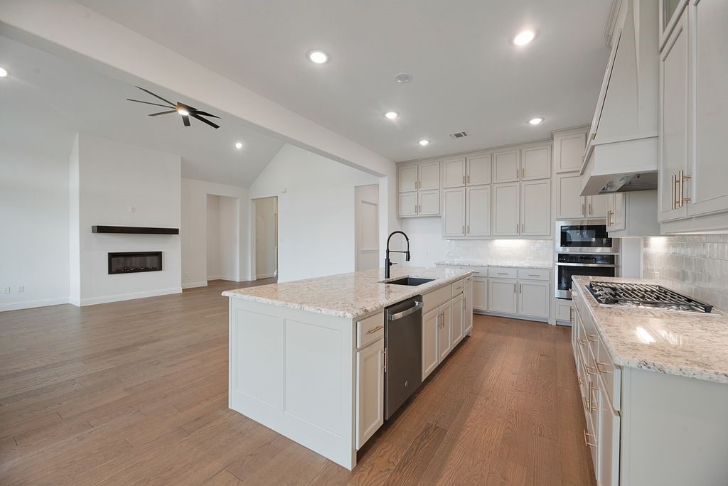 9321 Wood Duck Drive Justin TX 76247
