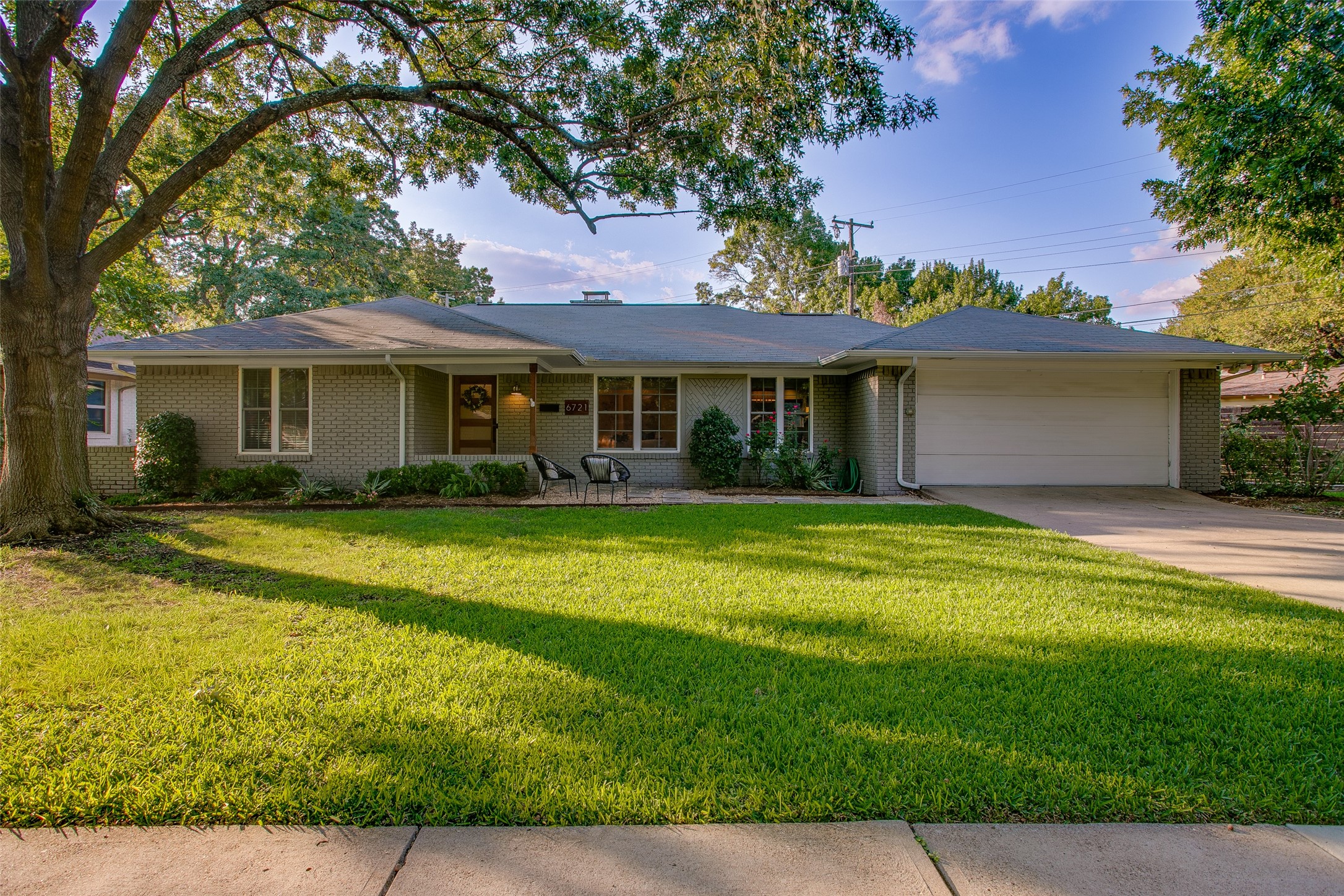 6721 Belford Drive Dallas TX 75214