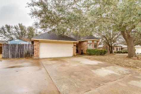 1029 Matthew Street Burleson TX 76028