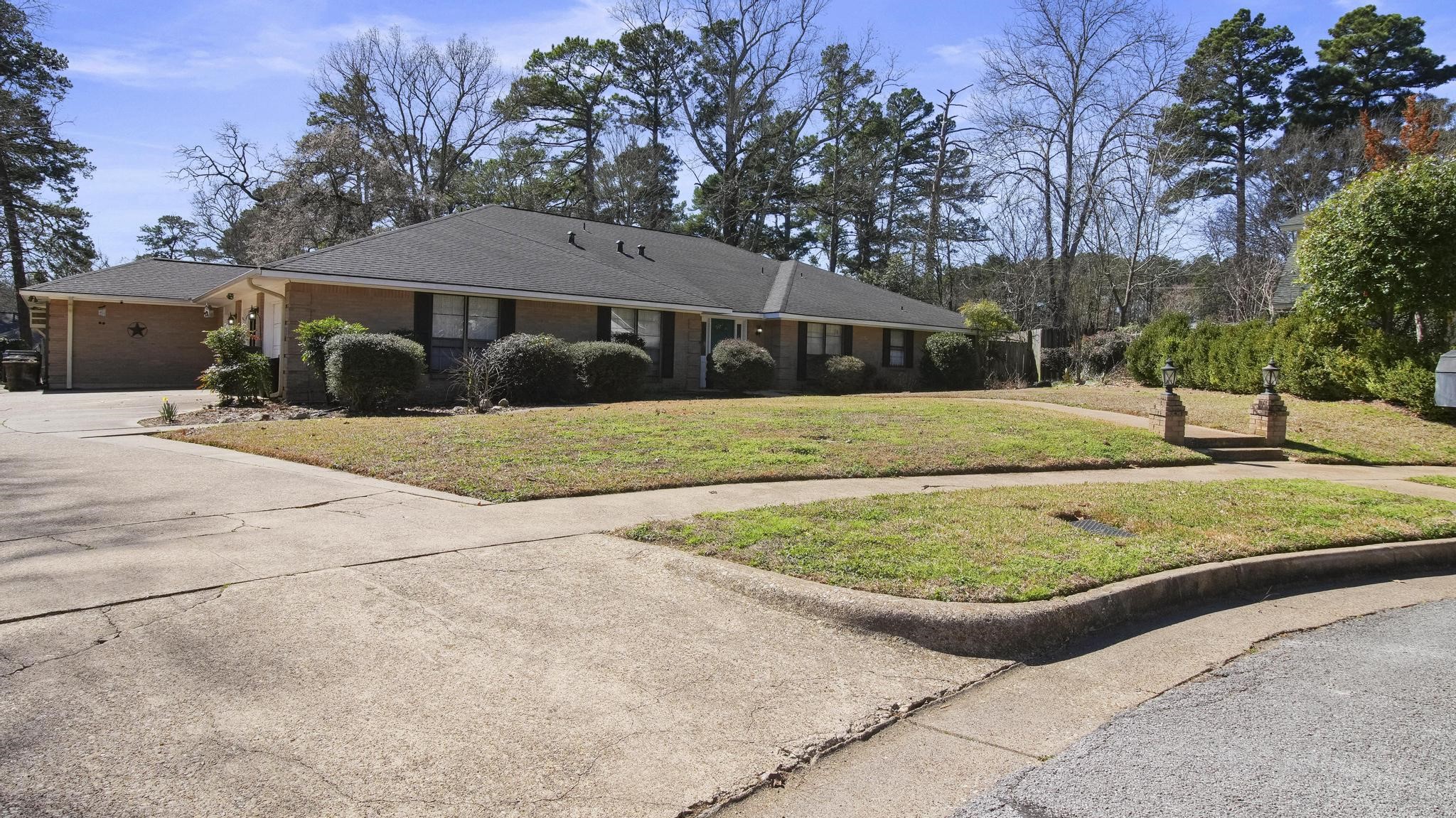 2829 Yorktown Drive Tyler TX 75701