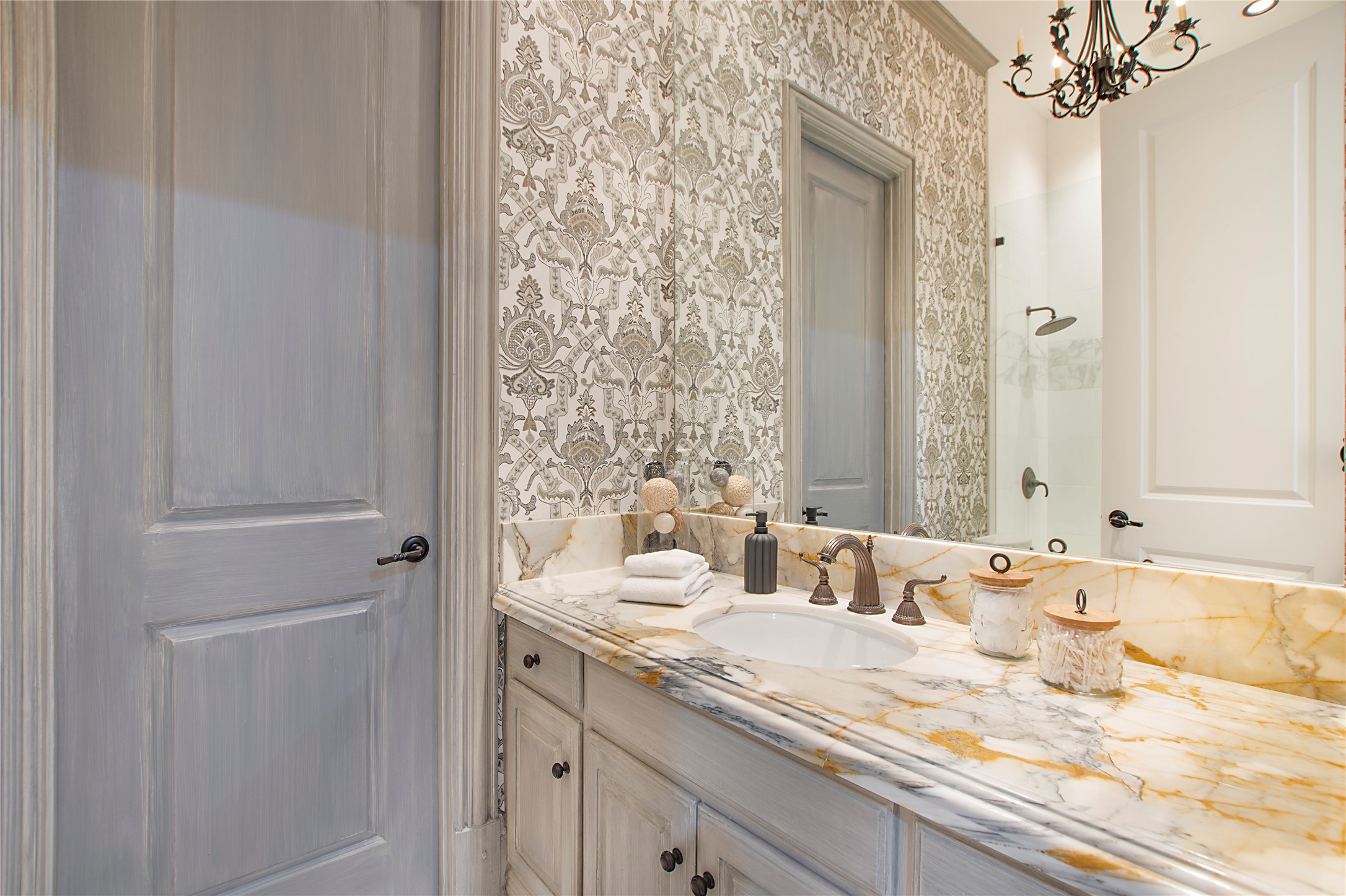 44 Abbey Woods Lane Dallas TX 75248
