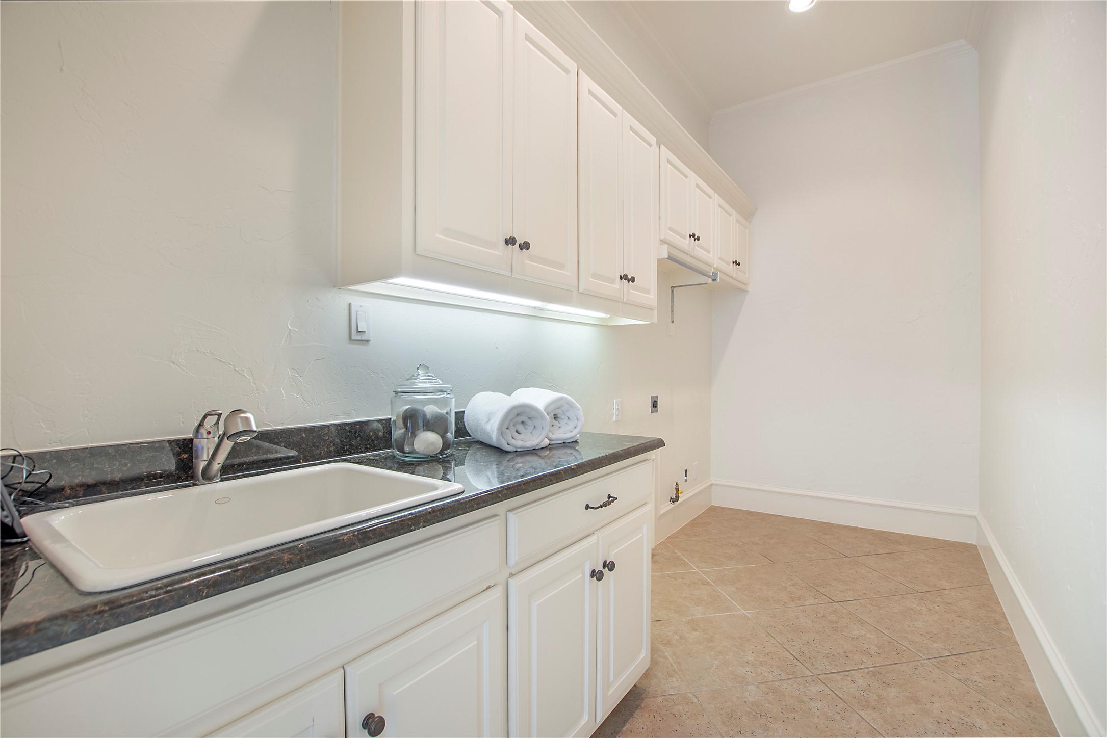 44 Abbey Woods Lane Dallas TX 75248