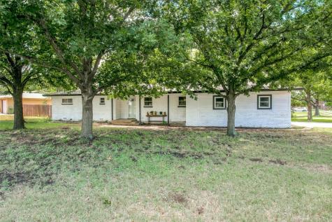 6716 Manor Drive North Richland Hills TX 76180