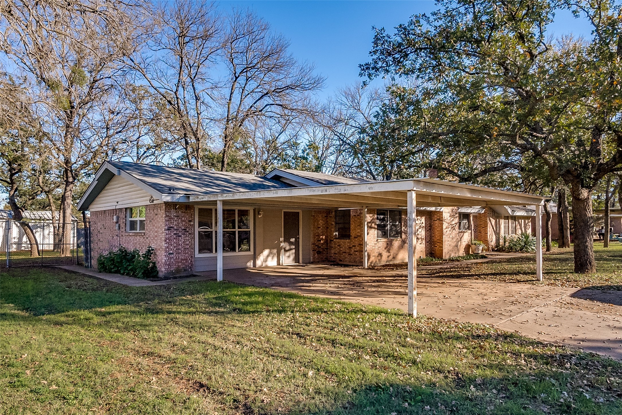 504 Austin Drive Mineral Wells TX 76067