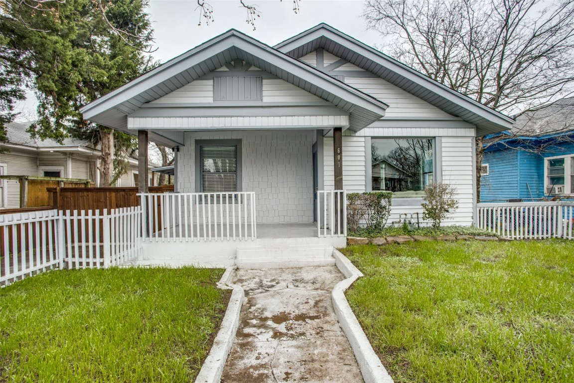 601 S Brighton Avenue Dallas TX 75208