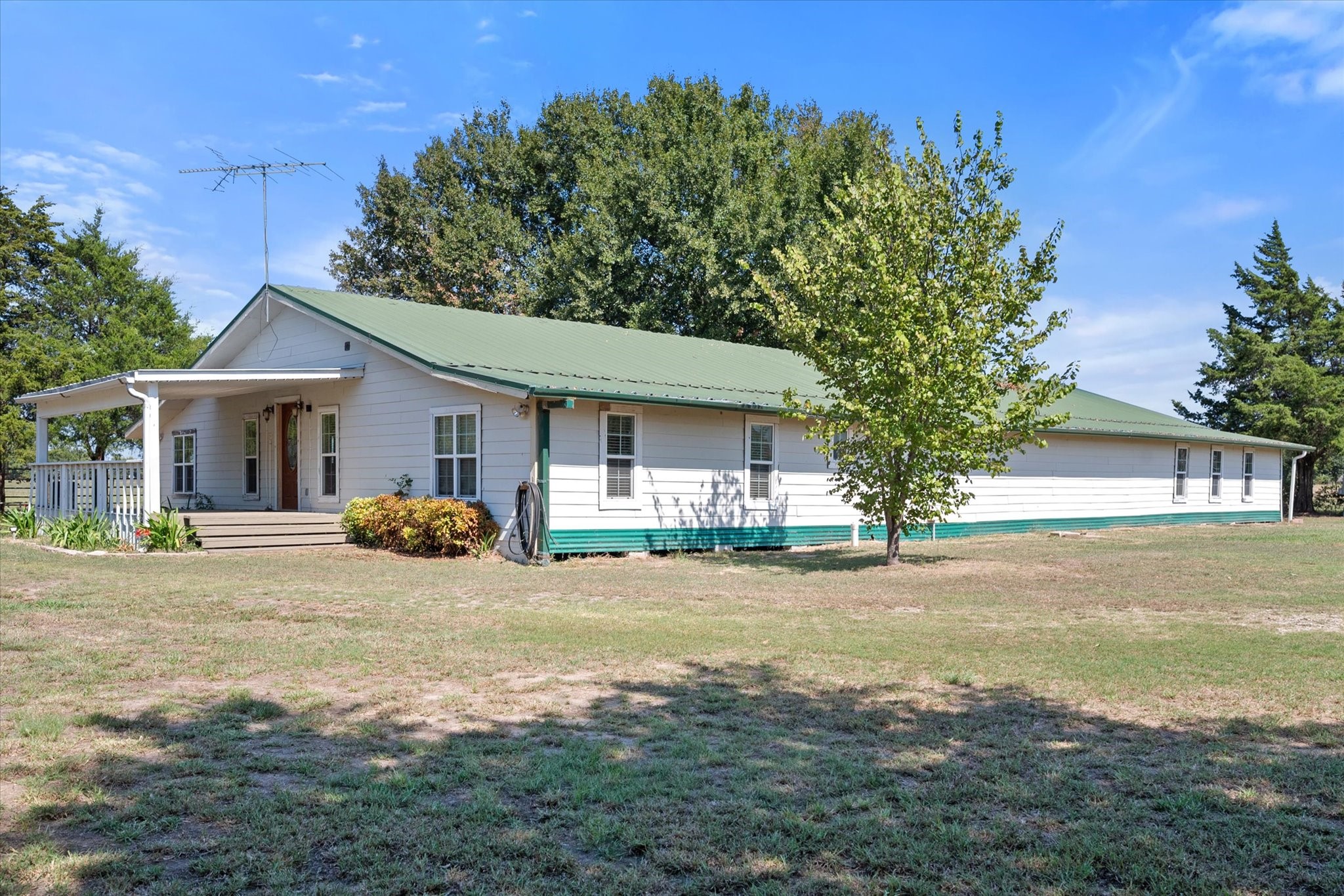 9027 S Us Highway 287 Corsicana TX 75109