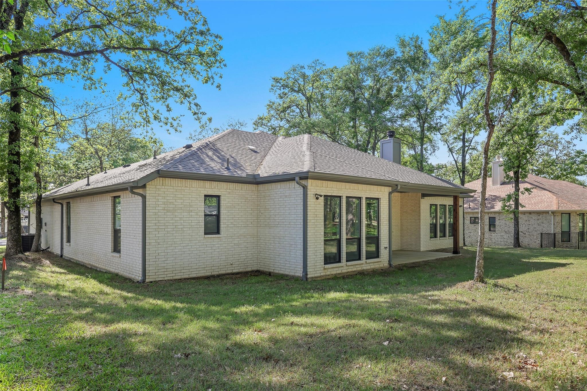 128 Saint Andrews Drive E Mabank TX 75156