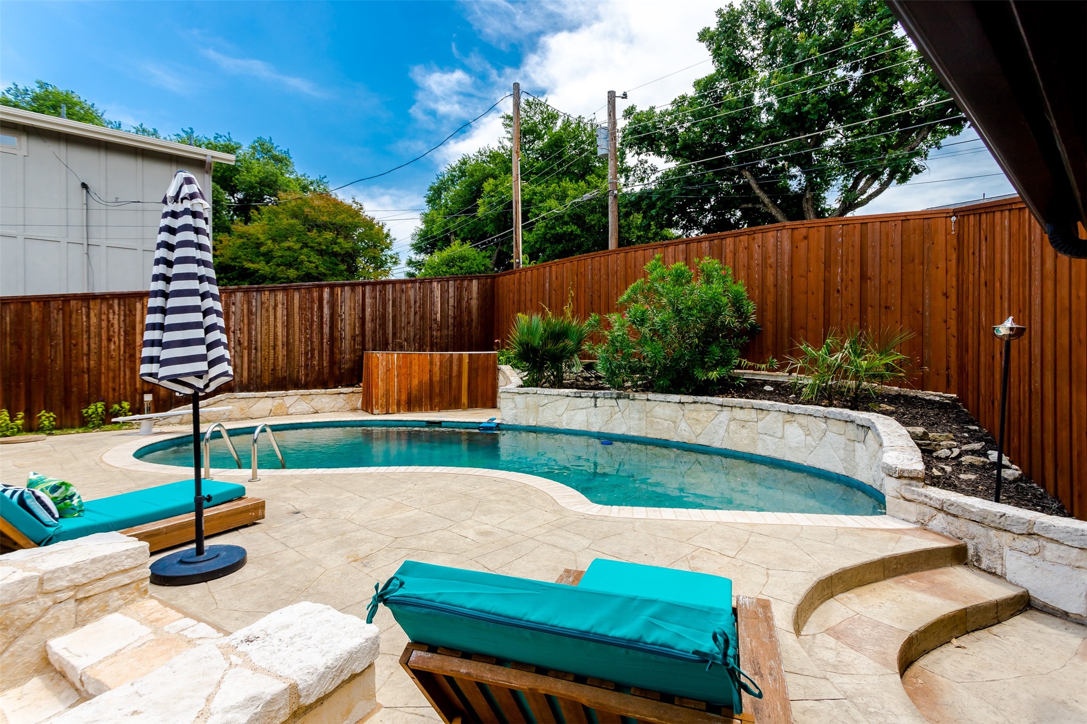 9744 Wisterwood Drive Dallas TX 75238
