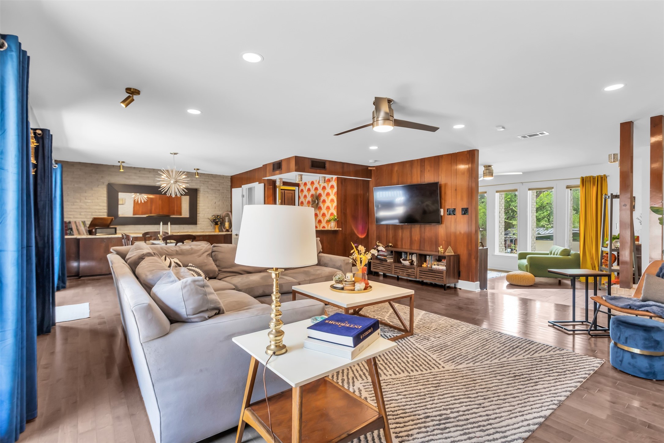 9744 Wisterwood Drive Dallas TX 75238