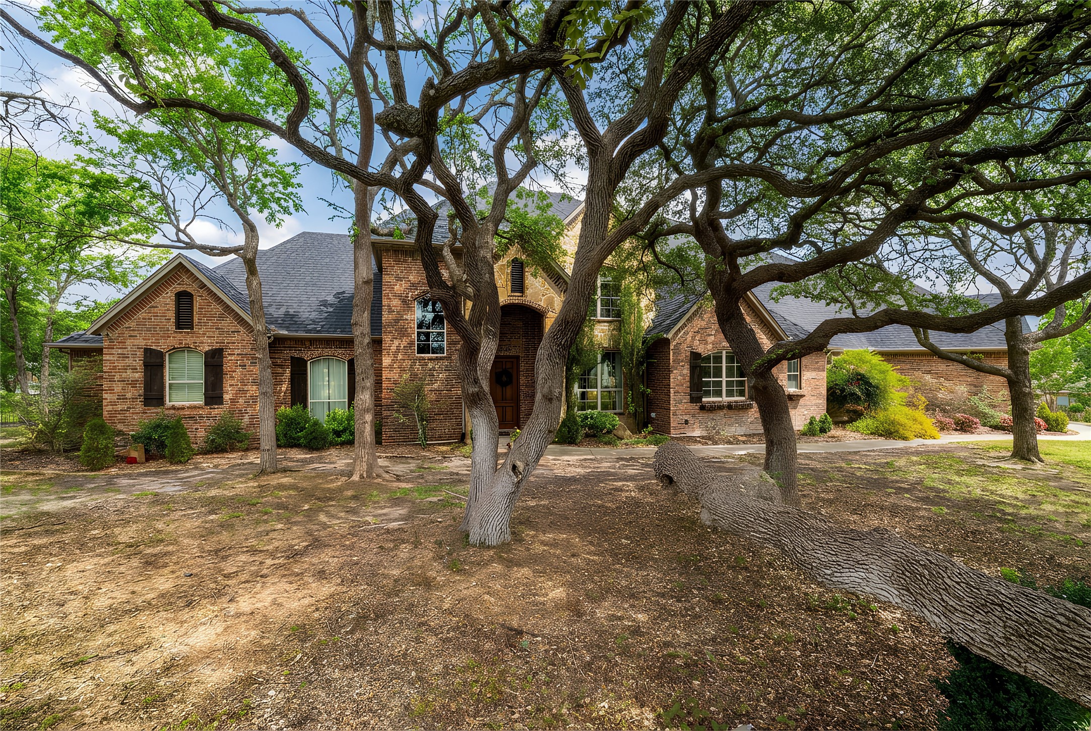 201 N Oakvista Court Aledo TX 76008