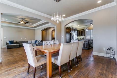 6800 Woodland Hills Drive North Richland Hills TX 76182