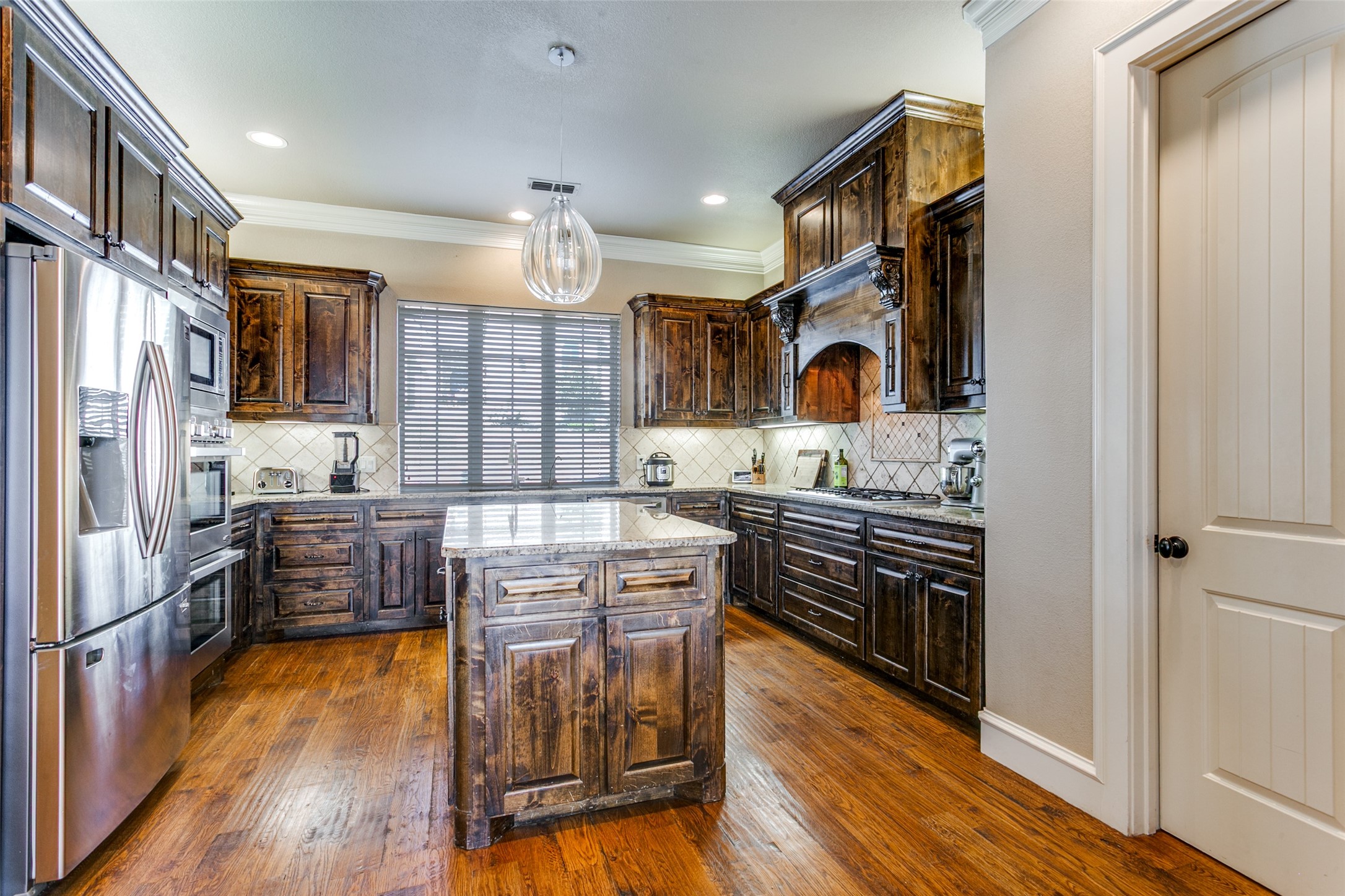 6800 Woodland Hills Drive North Richland Hills TX 76182