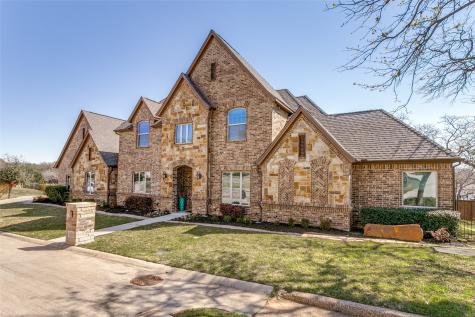 6800 Woodland Hills Drive North Richland Hills TX 76182