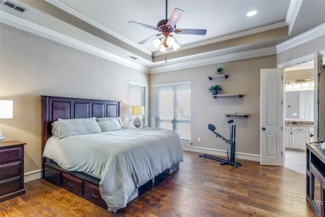 6800 Woodland Hills Drive North Richland Hills TX 76182