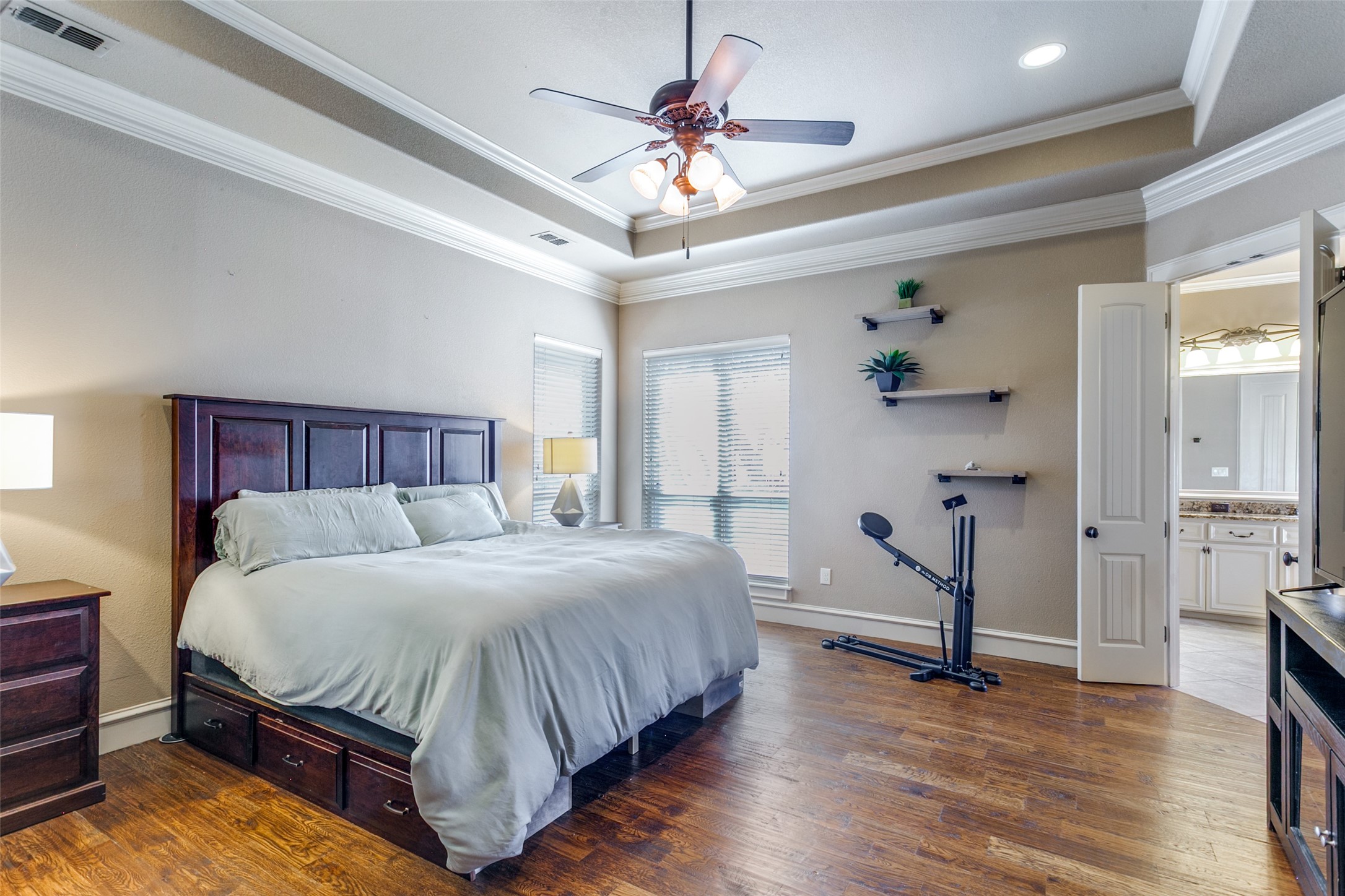 6800 Woodland Hills Drive North Richland Hills TX 76182