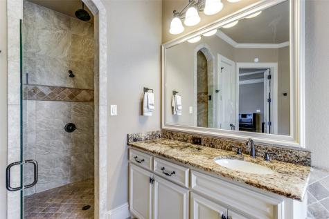 6800 Woodland Hills Drive North Richland Hills TX 76182