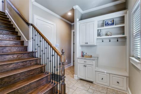 6800 Woodland Hills Drive North Richland Hills TX 76182