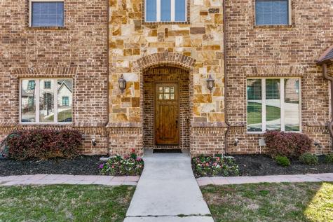 6800 Woodland Hills Drive North Richland Hills TX 76182