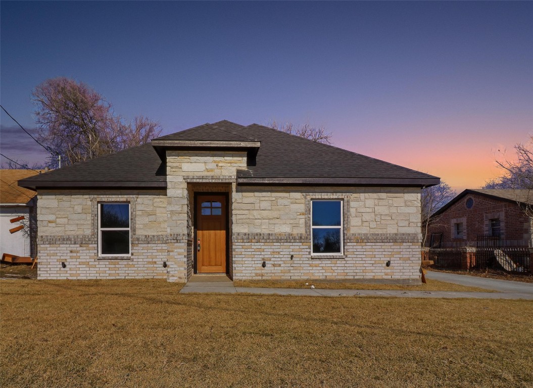 4234 Easter Avenue Dallas TX 75216