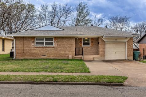 1808 W College Street Sherman TX 75092