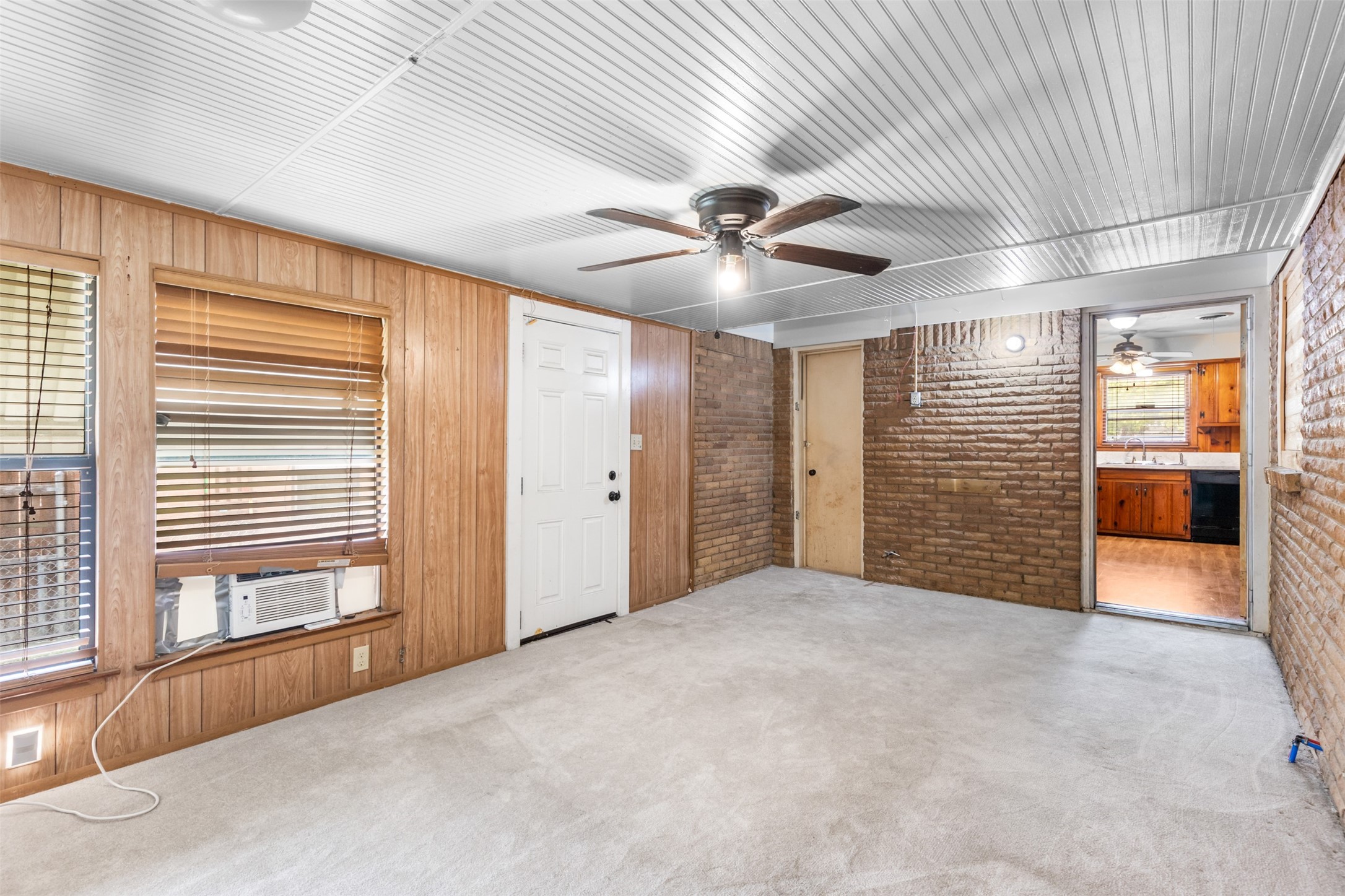 1808 W College Street Sherman TX 75092
