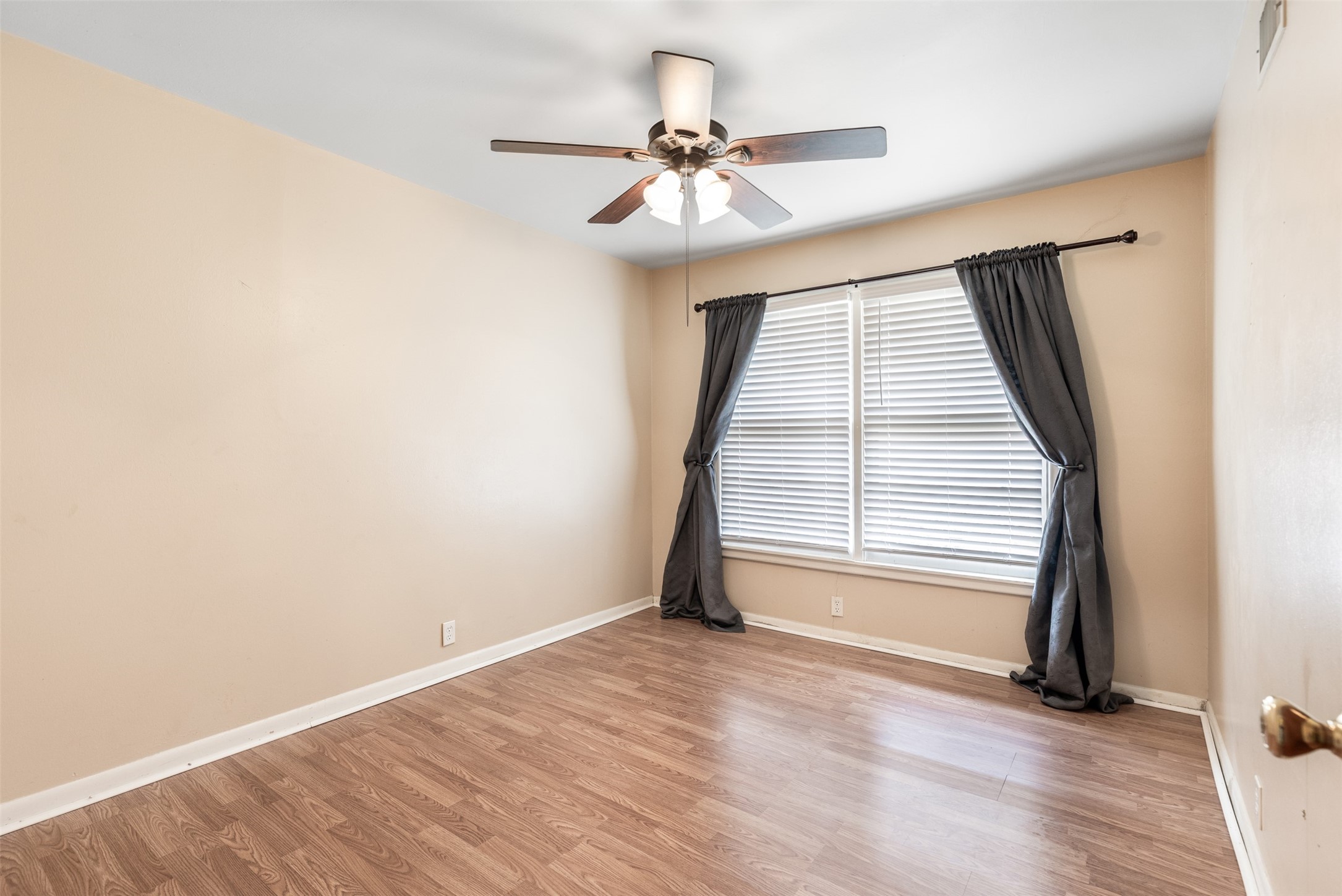 1808 W College Street Sherman TX 75092