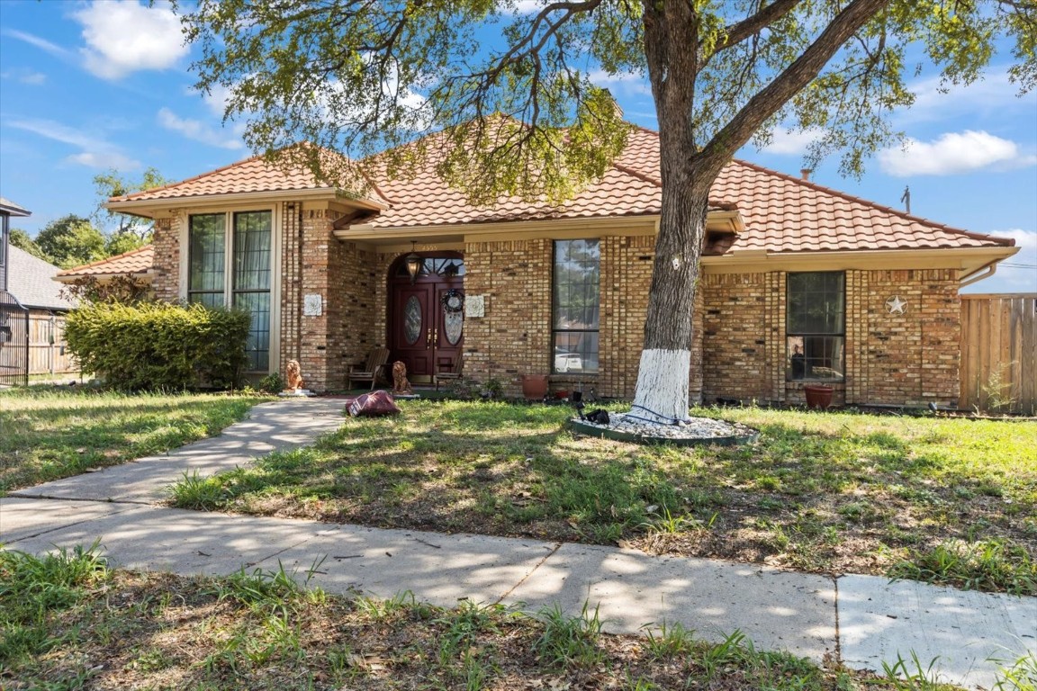 4005 Big Bear Lake Drive Arlington TX 76016