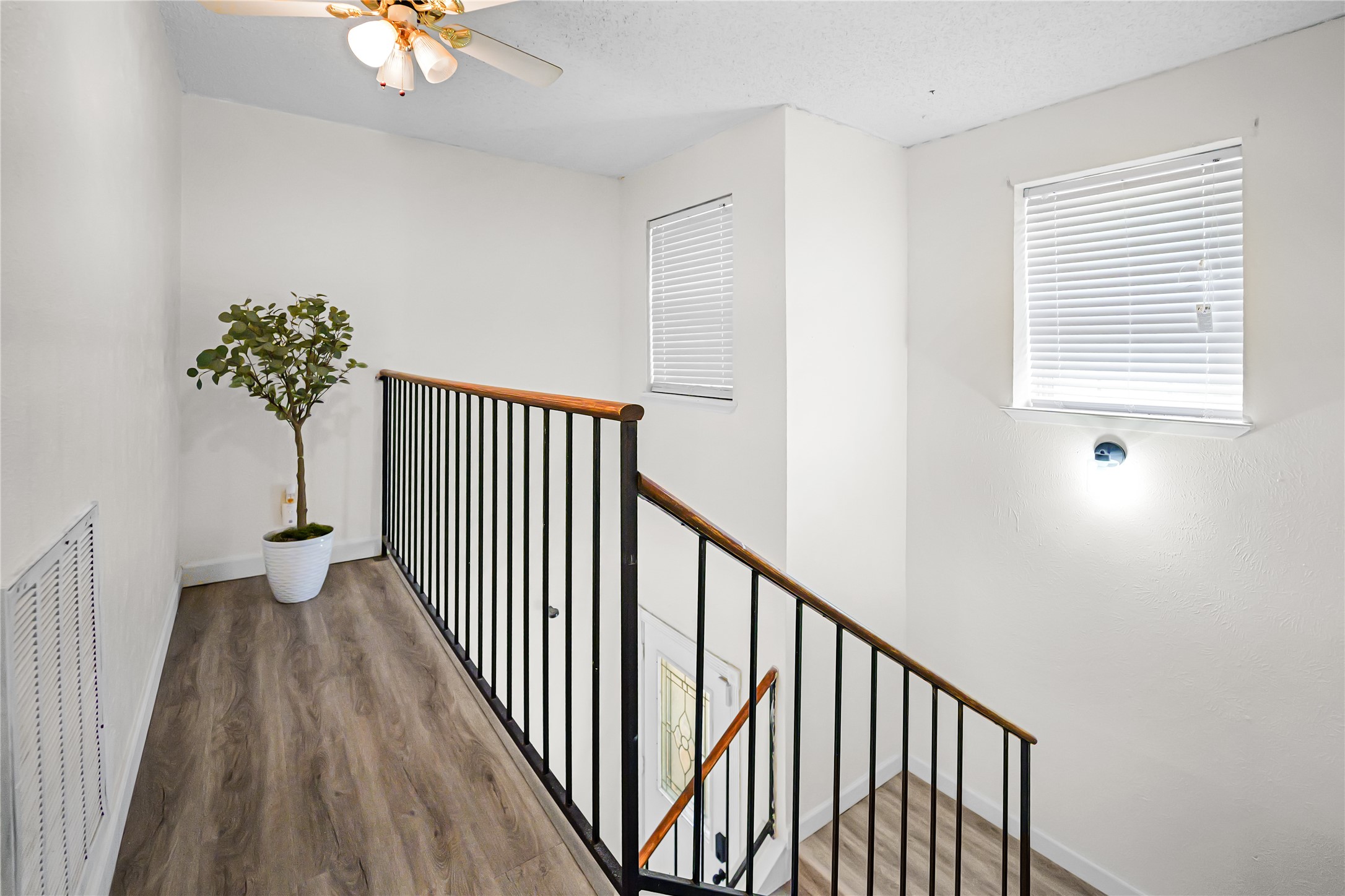 834 Brian Drive Grand Prairie TX 75052