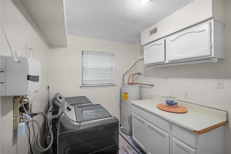 834 Brian Drive Grand Prairie TX 75052