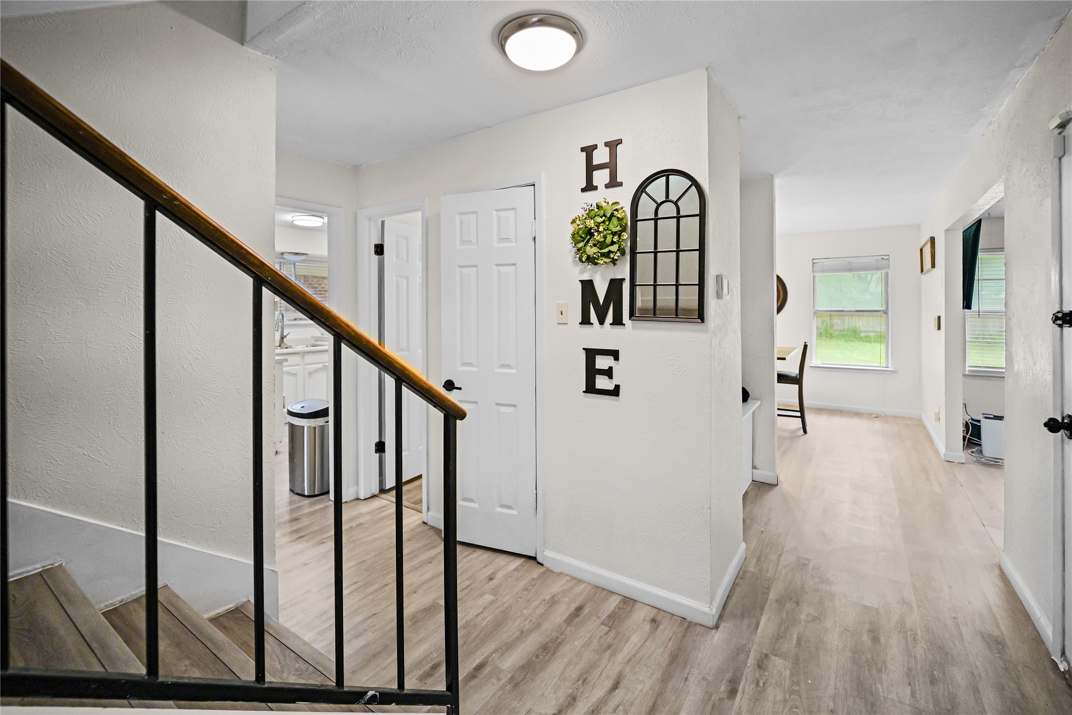 834 Brian Drive Grand Prairie TX 75052