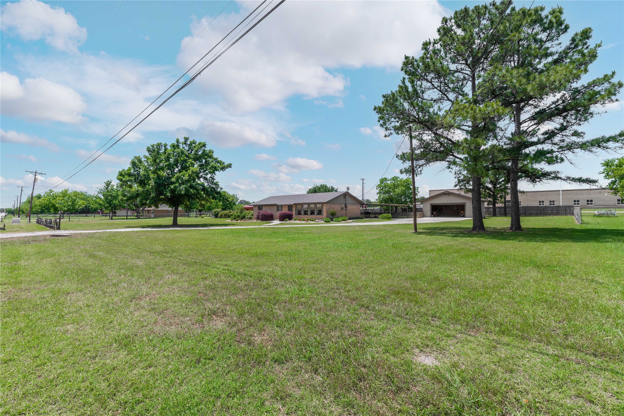 151 E River Oaks Road Early TX 76802
