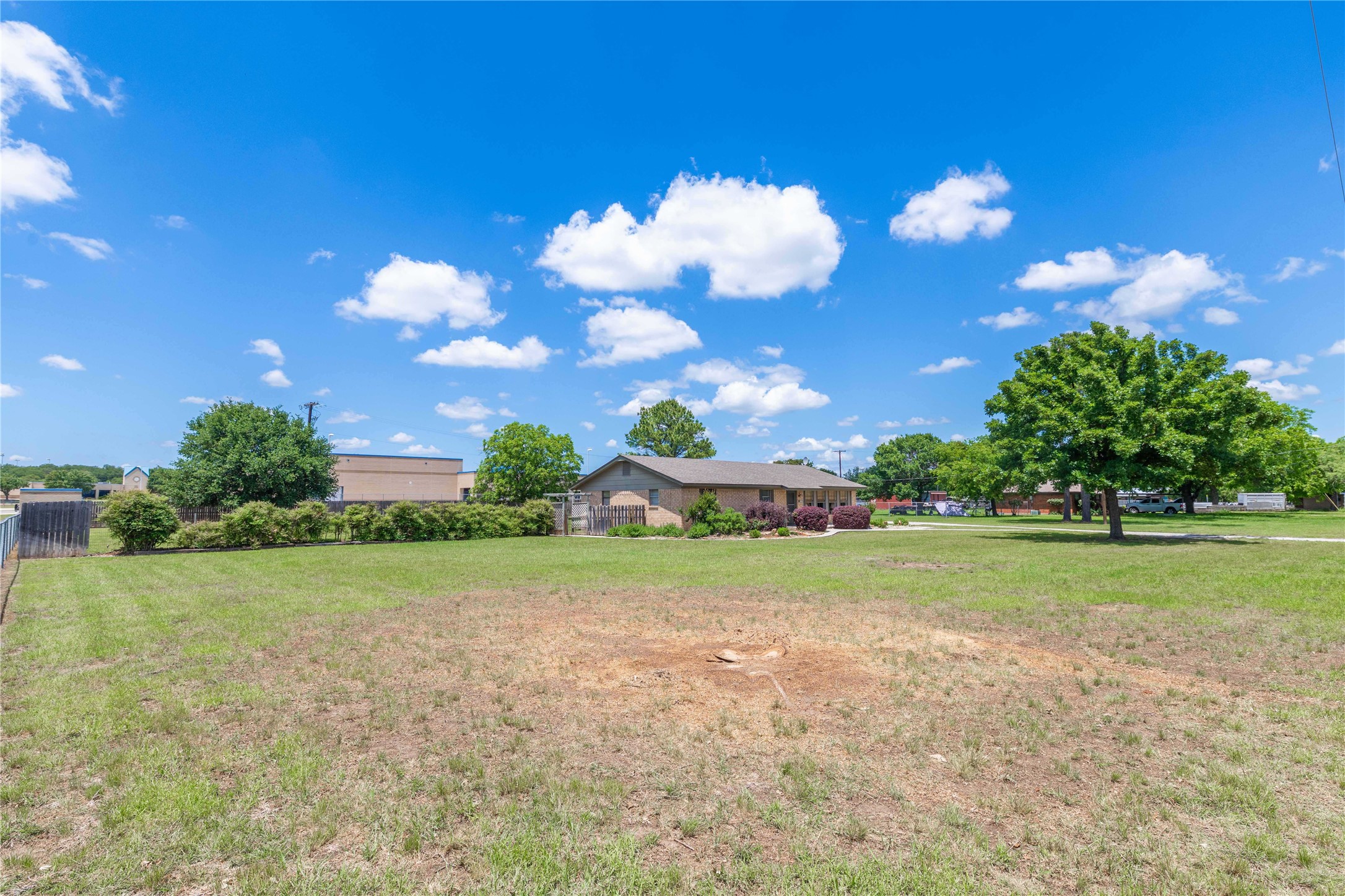 151 E River Oaks Road Early TX 76802